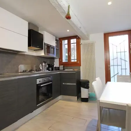 Casa Costa Biennale * Venice