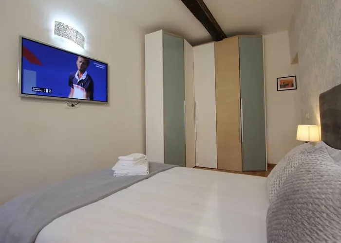 Casa Costa Biennale *